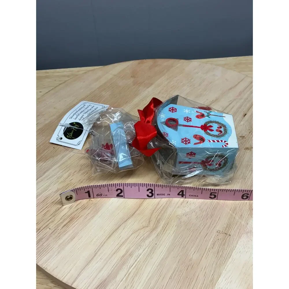 Cardinal Christmas Ornament | Joy to the Birds Barn House | Helena Rags Design